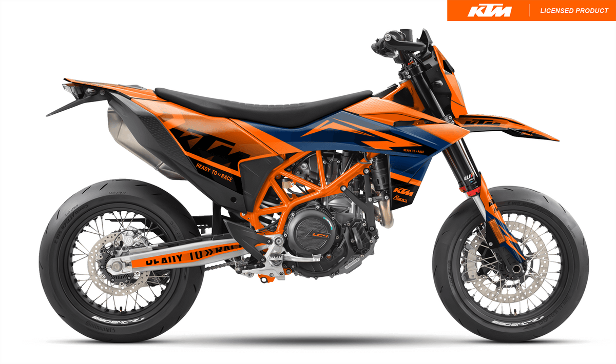 Arider Dekor passend für KTM 690 SMC-R – Base Edition, blau-orange Grafikdesign auf einer KTM 690 SMC-R in Seitenansicht.