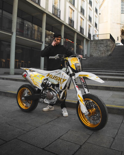 100% Custom Graphics Kit