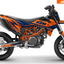 Arider Dekor passend für KTM 690 SMC-R – Alpha Edition, blau-orange Grafikdesign auf einer KTM 690 SMC-R in Seitenansicht.