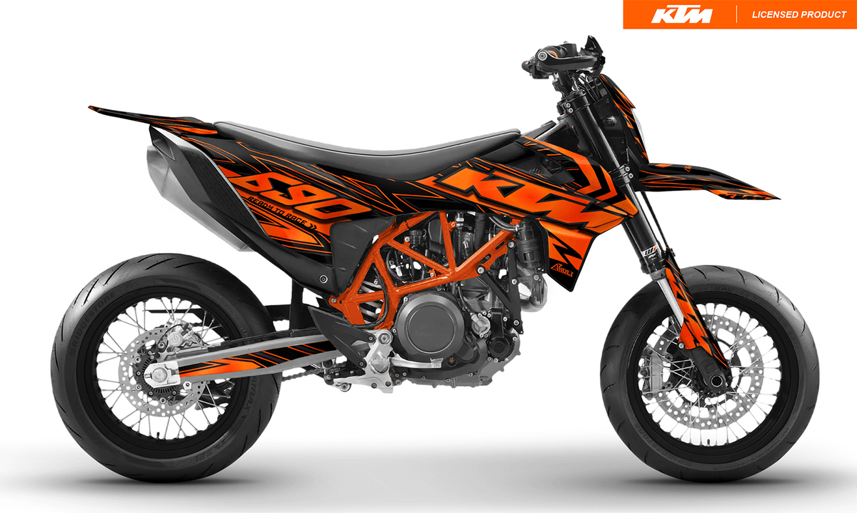 Arider Dekor passend für KTM 690 SMC-R – Glow Edition, orange-schwarzes Grafikdesign auf einer KTM 690 SMC-R in Seitenansicht.
